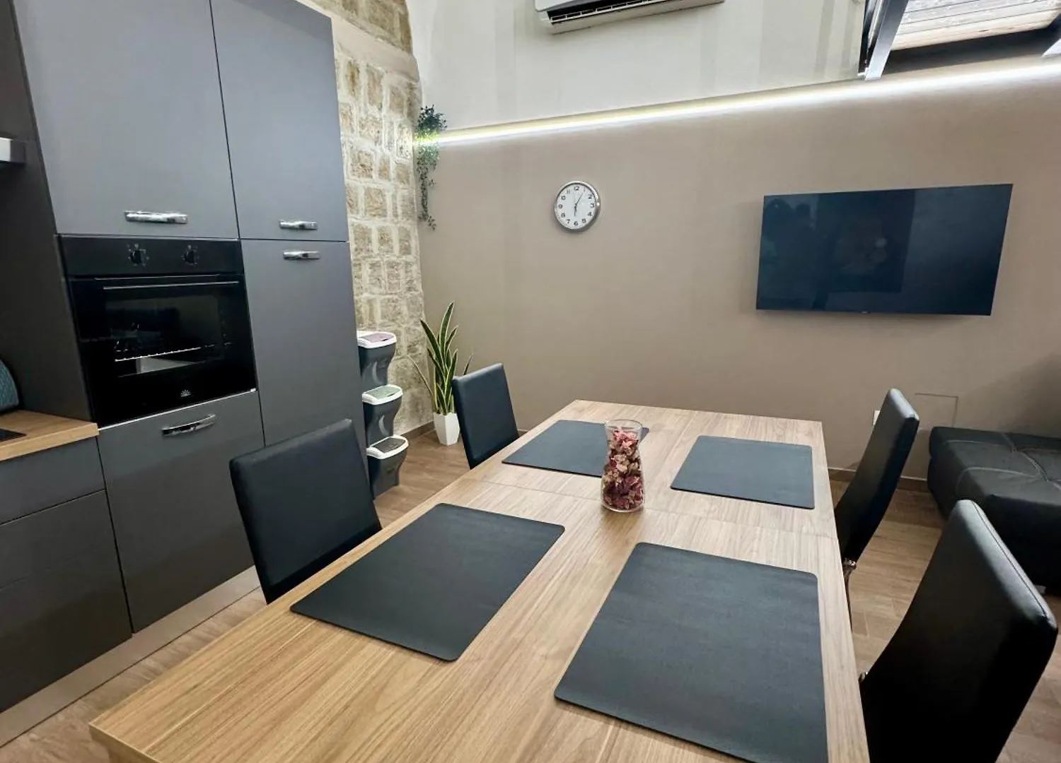House Antoine Apartment Naples Italy